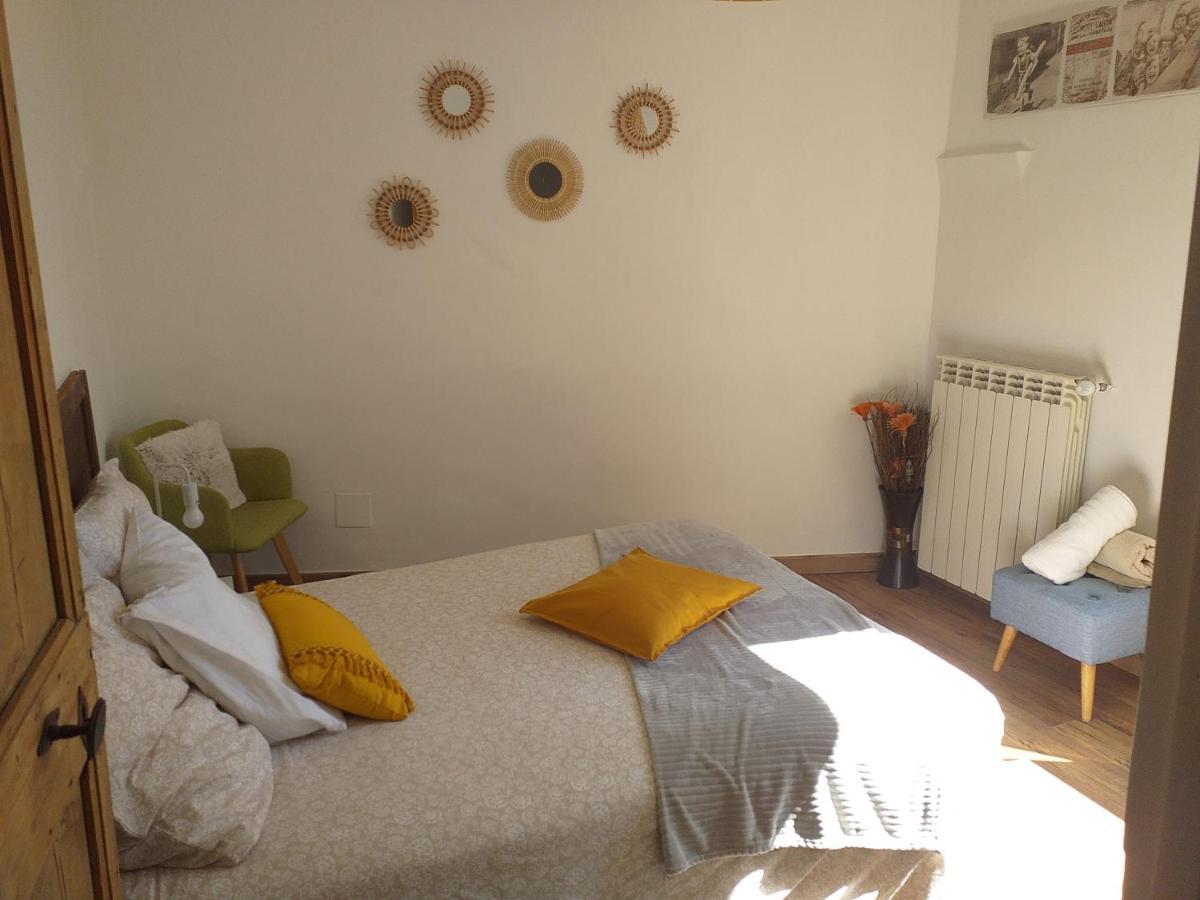 Bed and Breakfast Deux M Villes-sur-Auzon Exterior foto